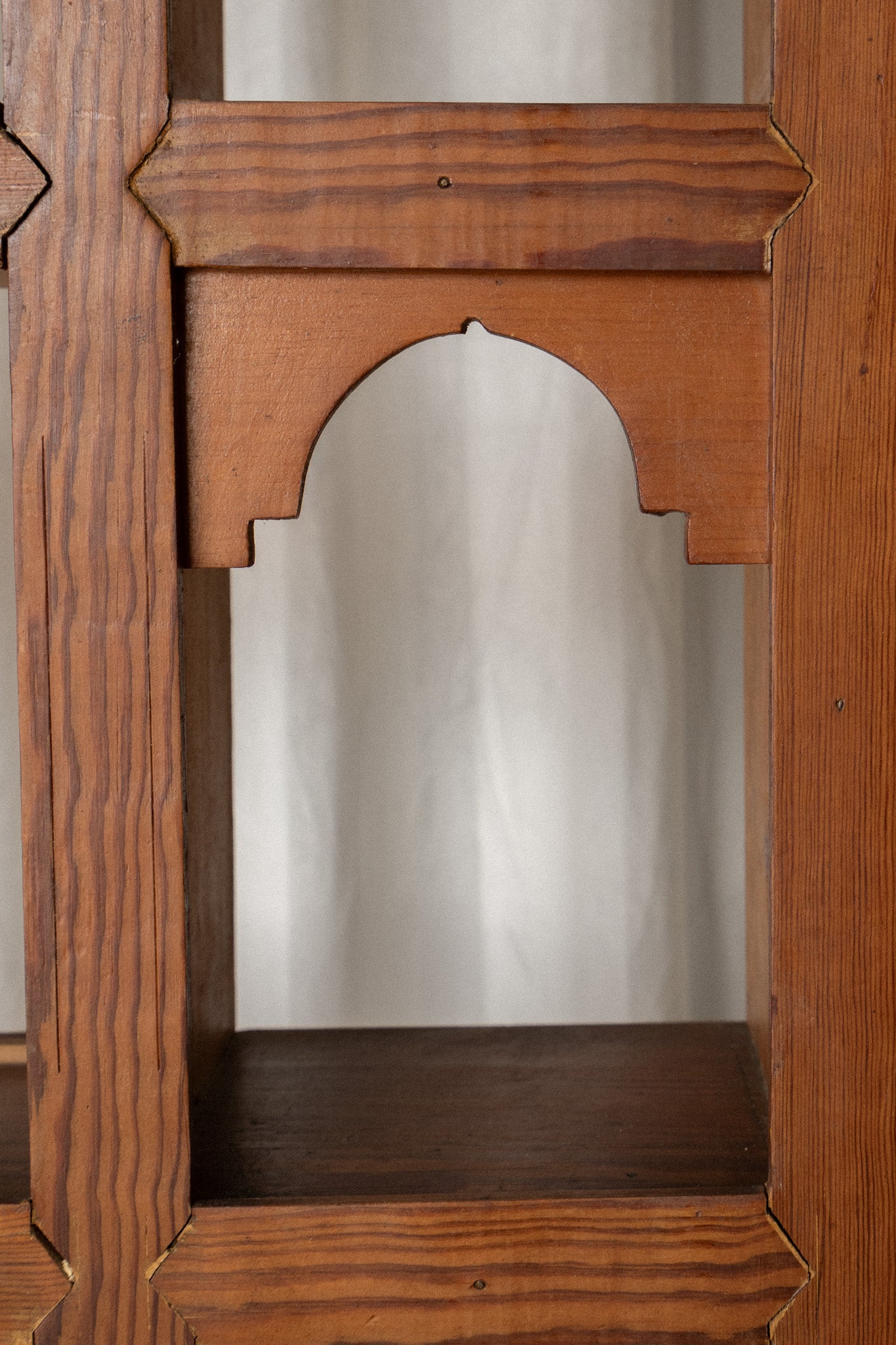 Amber Kitchen Dresser | Open Shelving - IDYLL MANOR