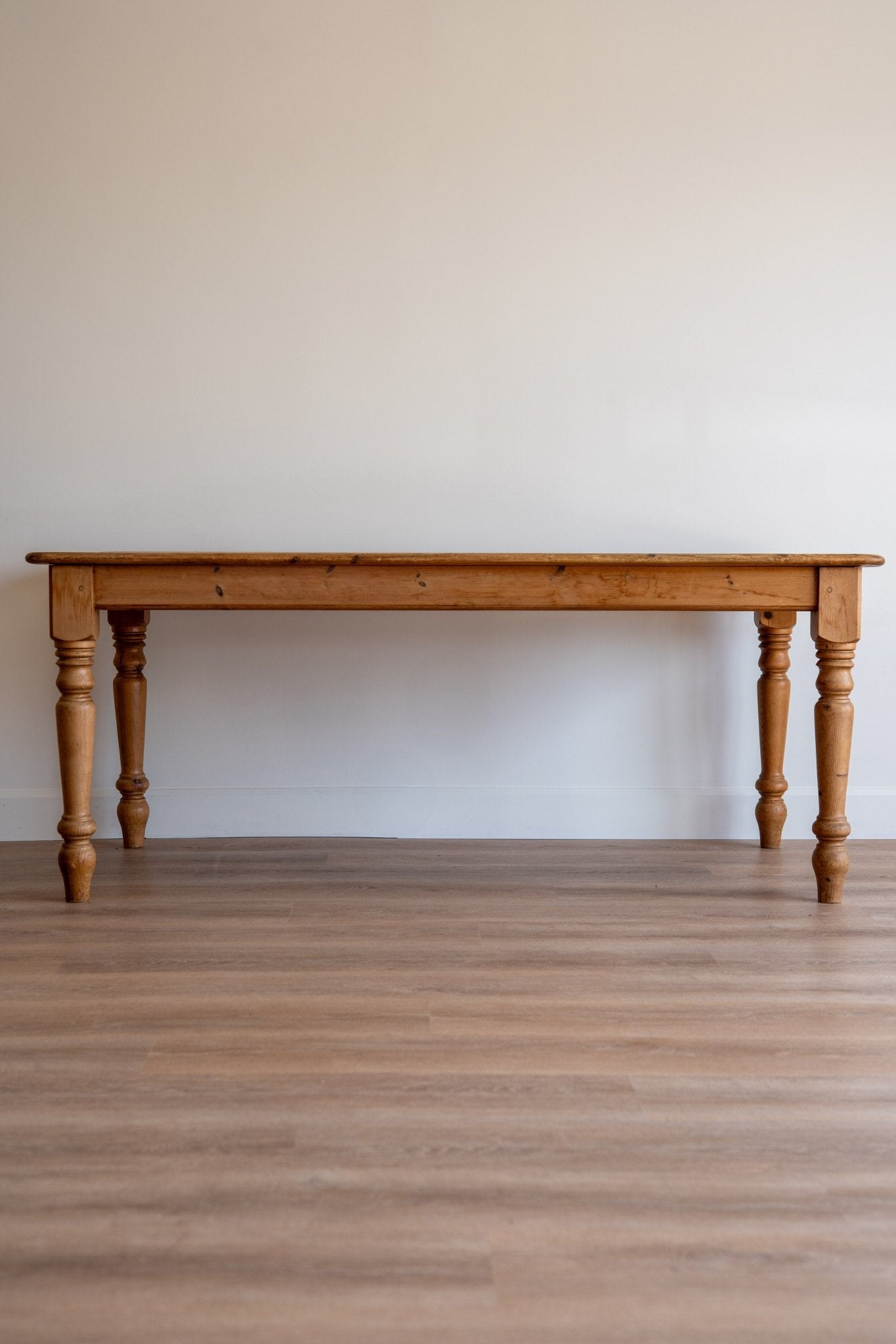 Pine Dining Table - IDYLL MANOR