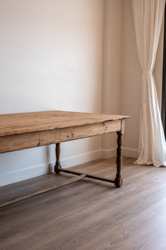 Large French Wine Tasting Table - IDYLL MANOR