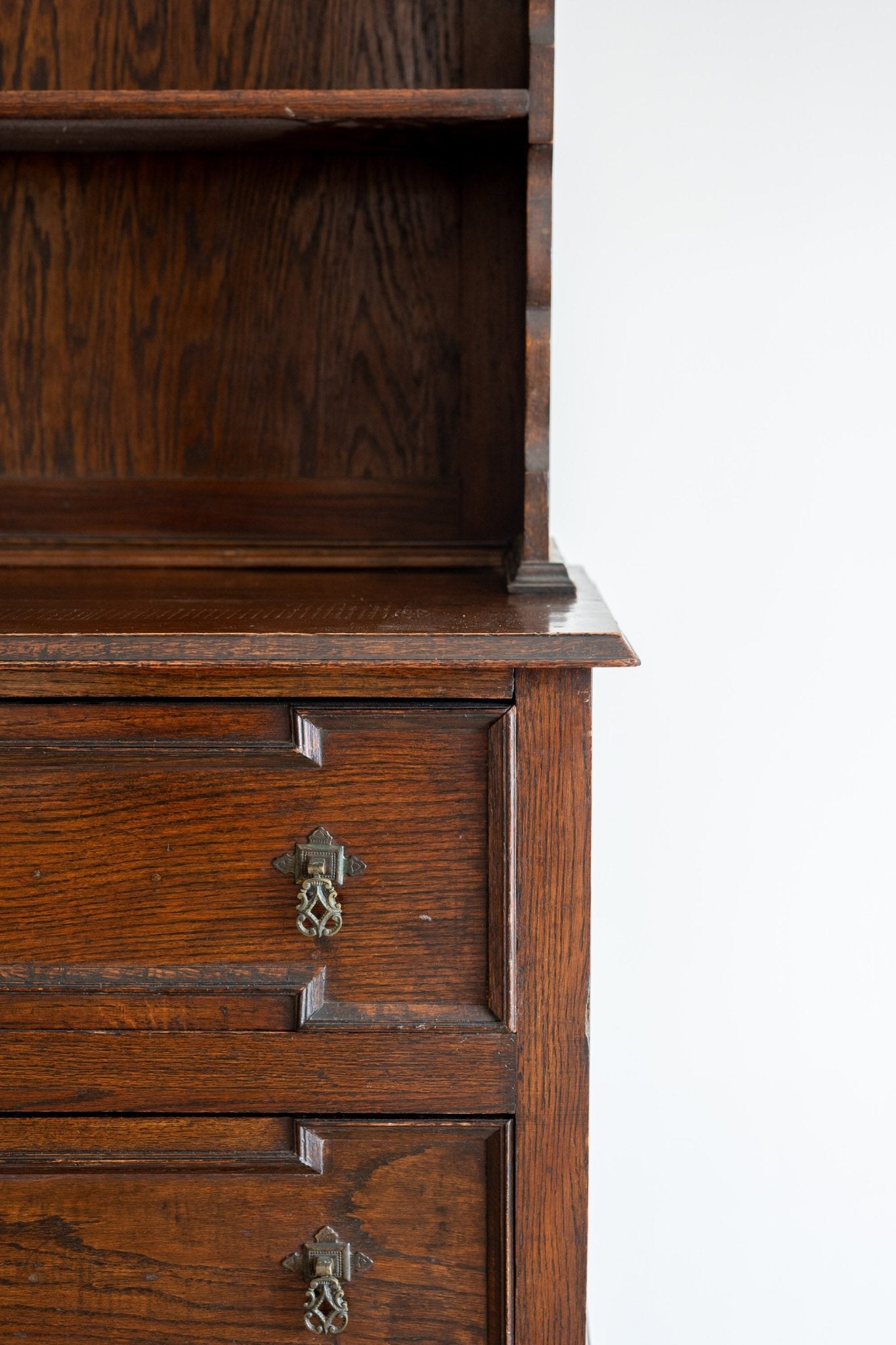 Dark Oak Kitchen Dresser - IDYLL MANOR