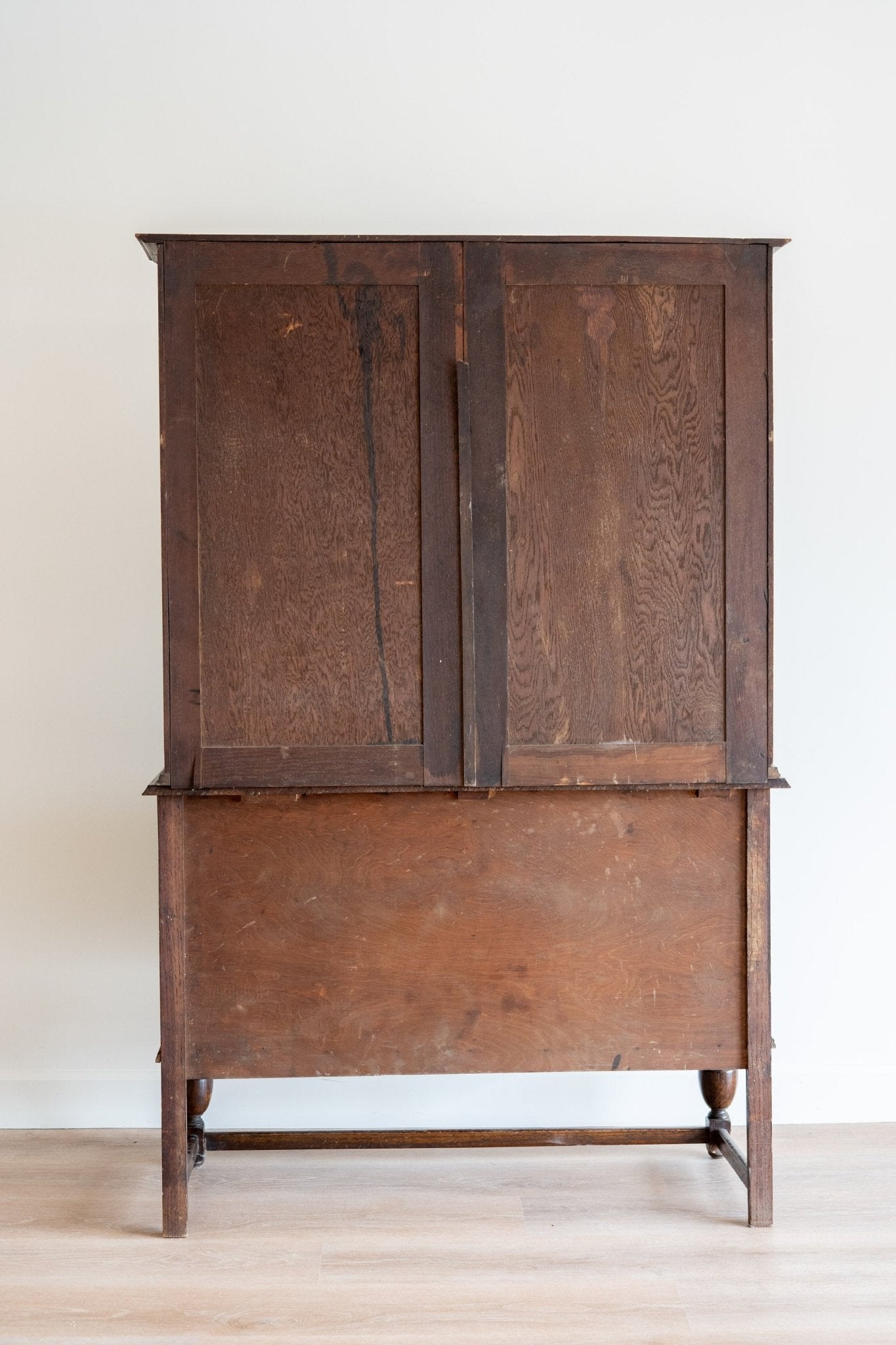 Dark Oak Kitchen Dresser - IDYLL MANOR