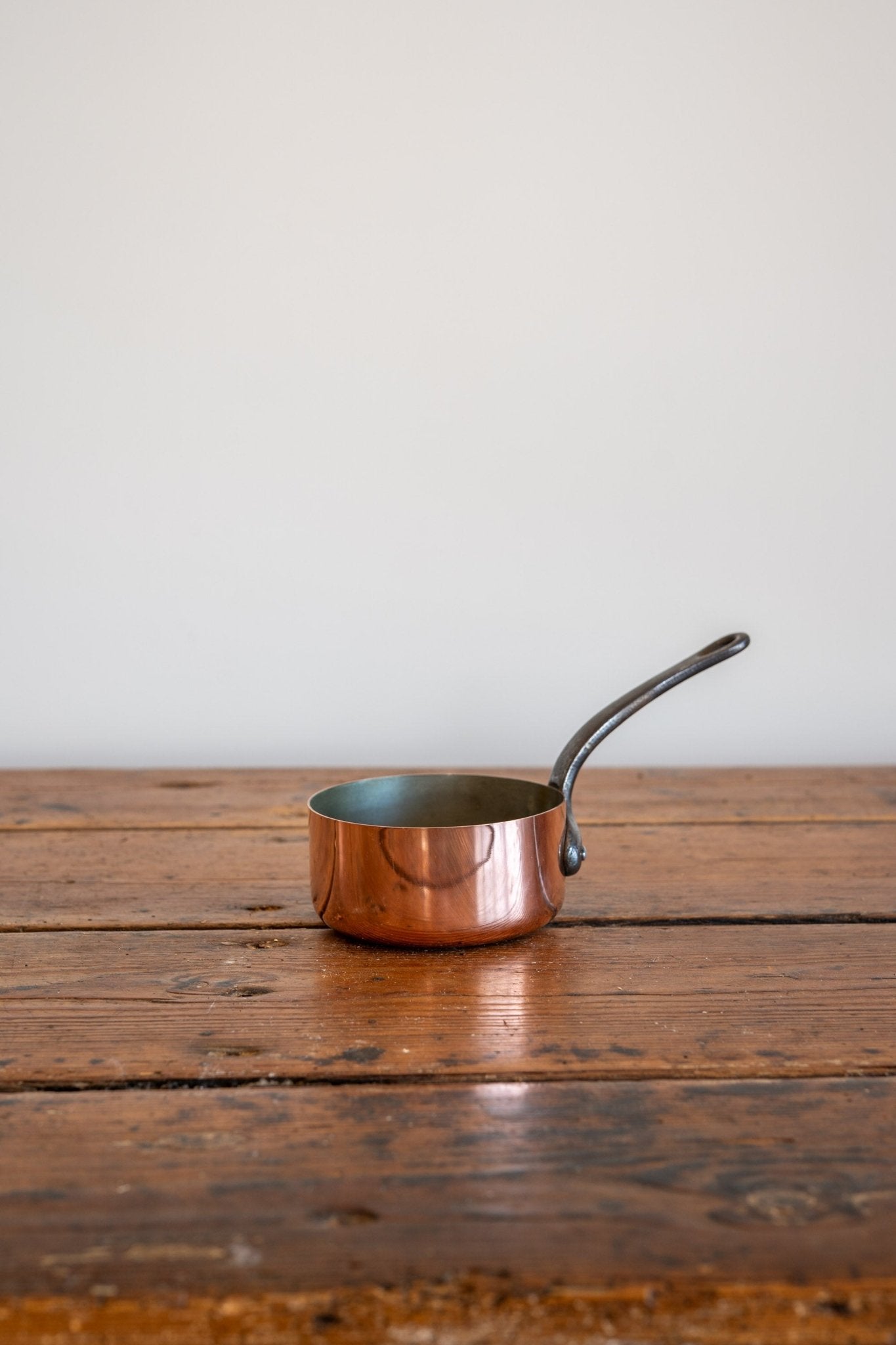 Antique French Copper Pots - Set of 5 - IDYLL MANOR