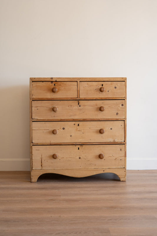 Heritage Pine Chest of Drawers - IDYLL MANOR