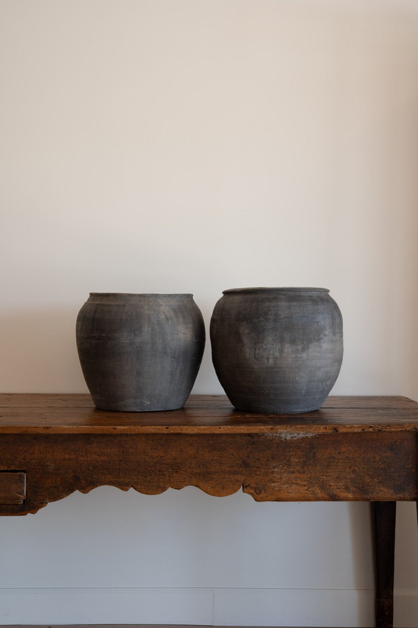 Large Planter Pots - IDYLL MANOR