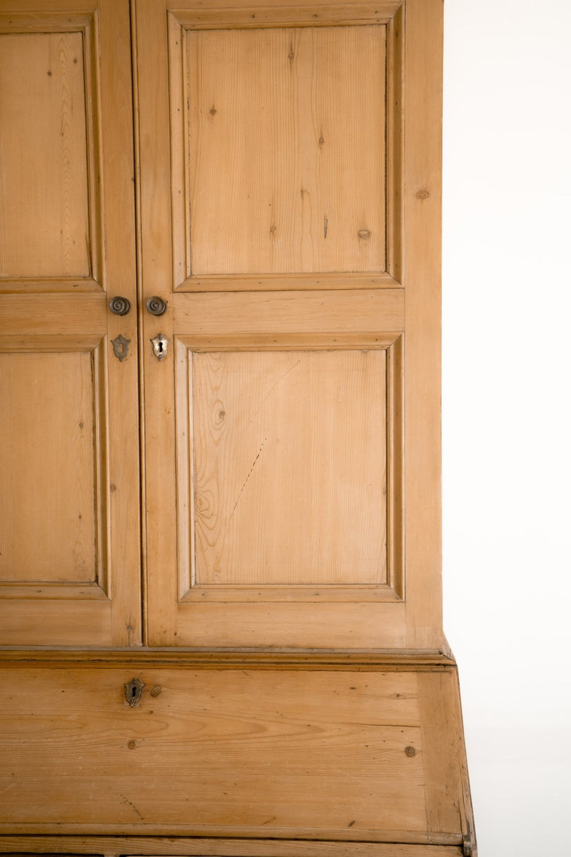 Georgian Bureau - IDYLL MANOR