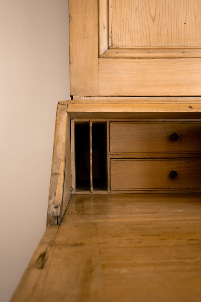 Georgian Bureau - IDYLL MANOR