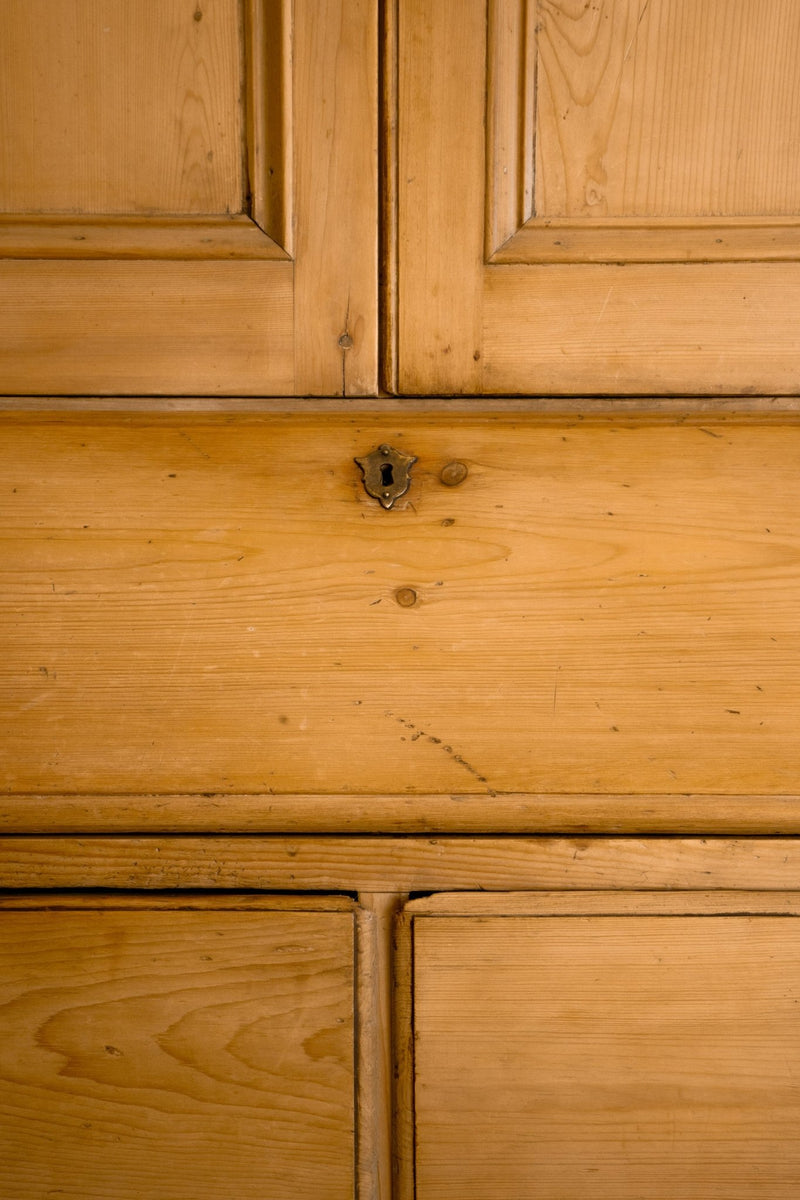 Georgian Bureau - IDYLL MANOR