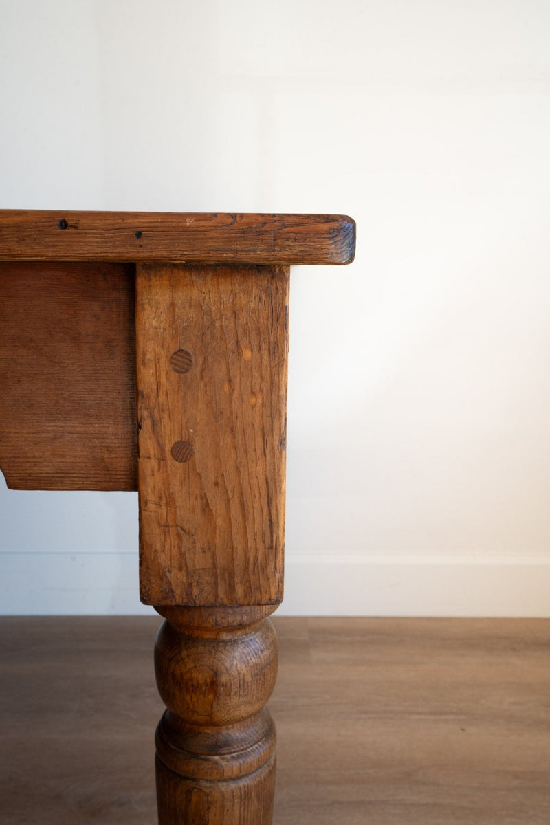 Large Early Victorian Pine Dairy Table - IDYLL MANOR