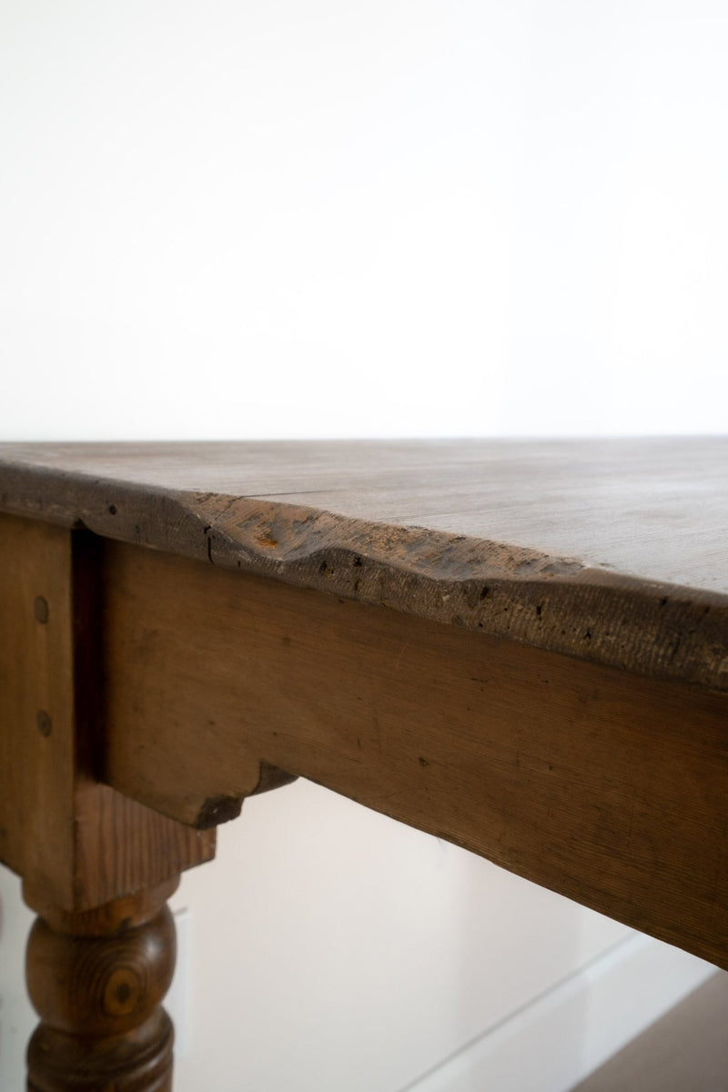 Large Early Victorian Pine Dairy Table - IDYLL MANOR