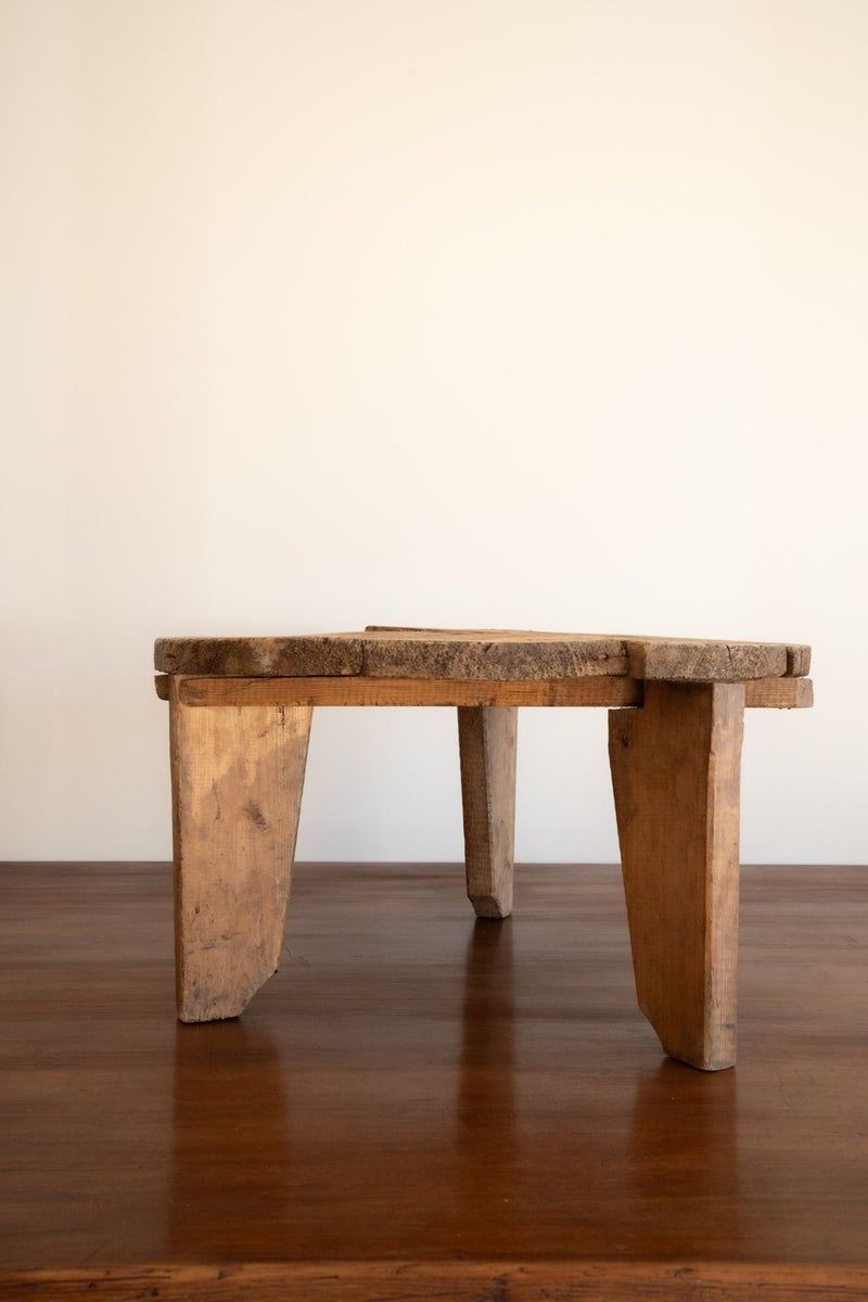 Primitive Coffee Table - IDYLL MANOR