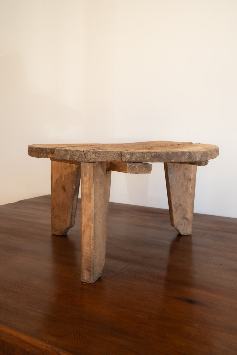 Primitive Coffee Table - IDYLL MANOR