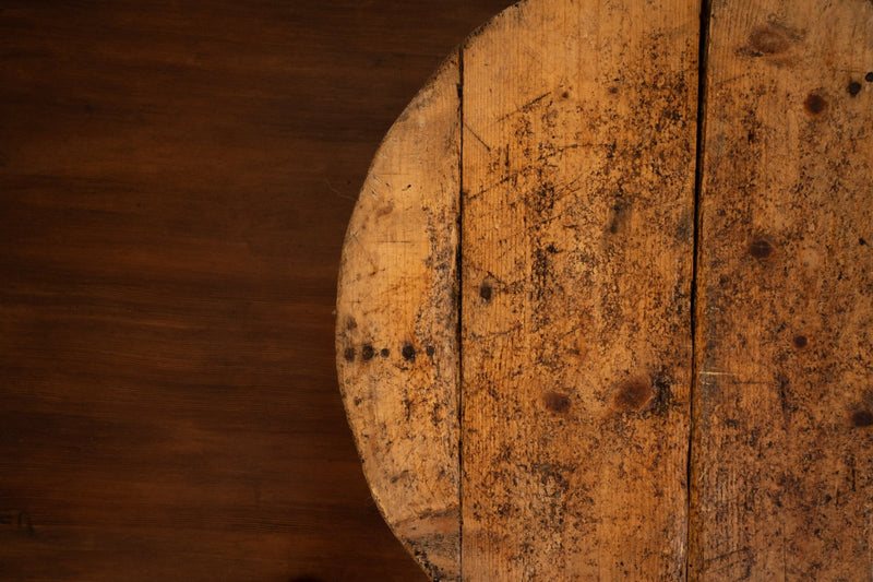 Primitive Coffee Table - IDYLL MANOR