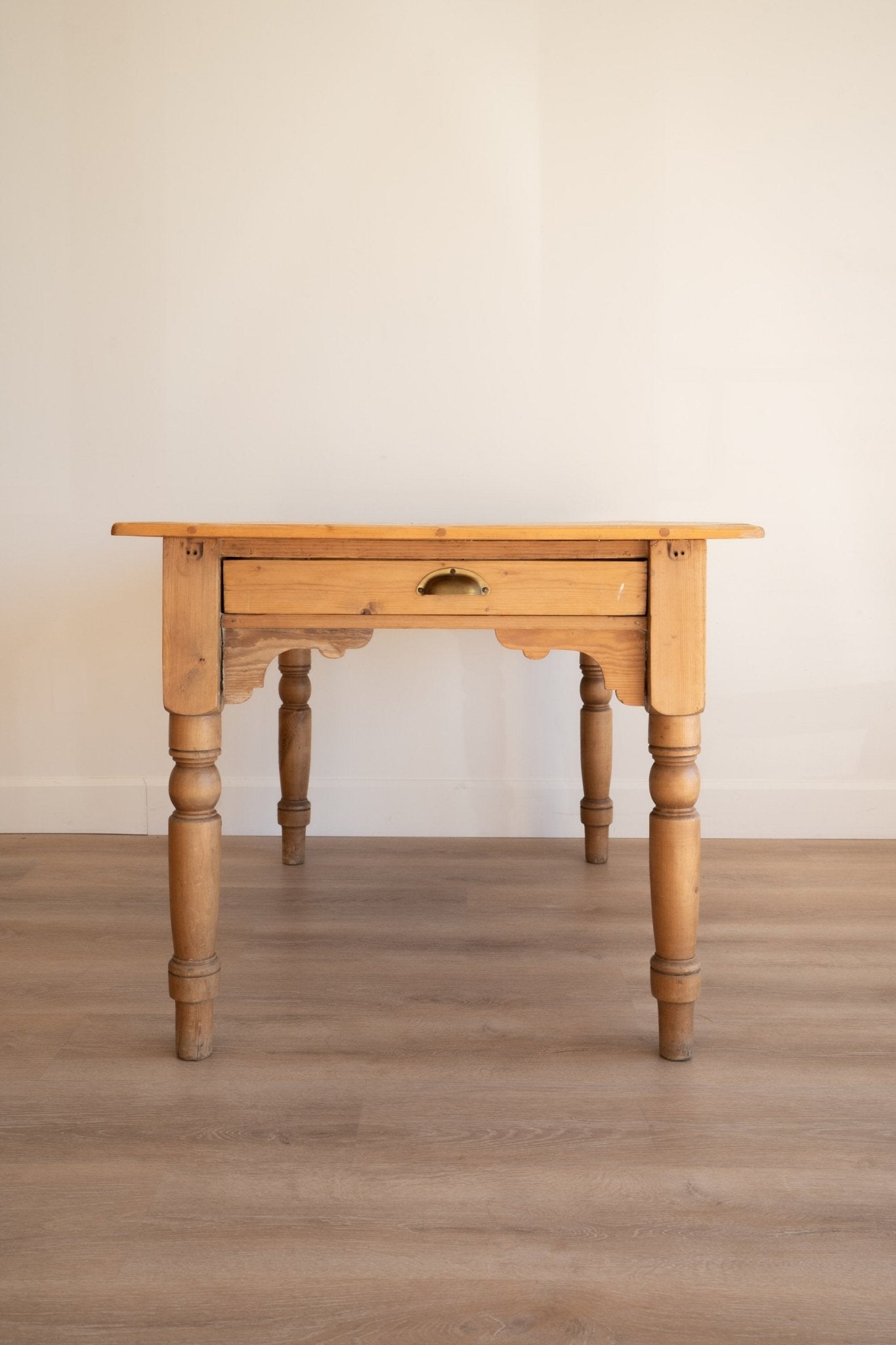 Pine Table, Scalloped Detailing - IDYLL MANOR