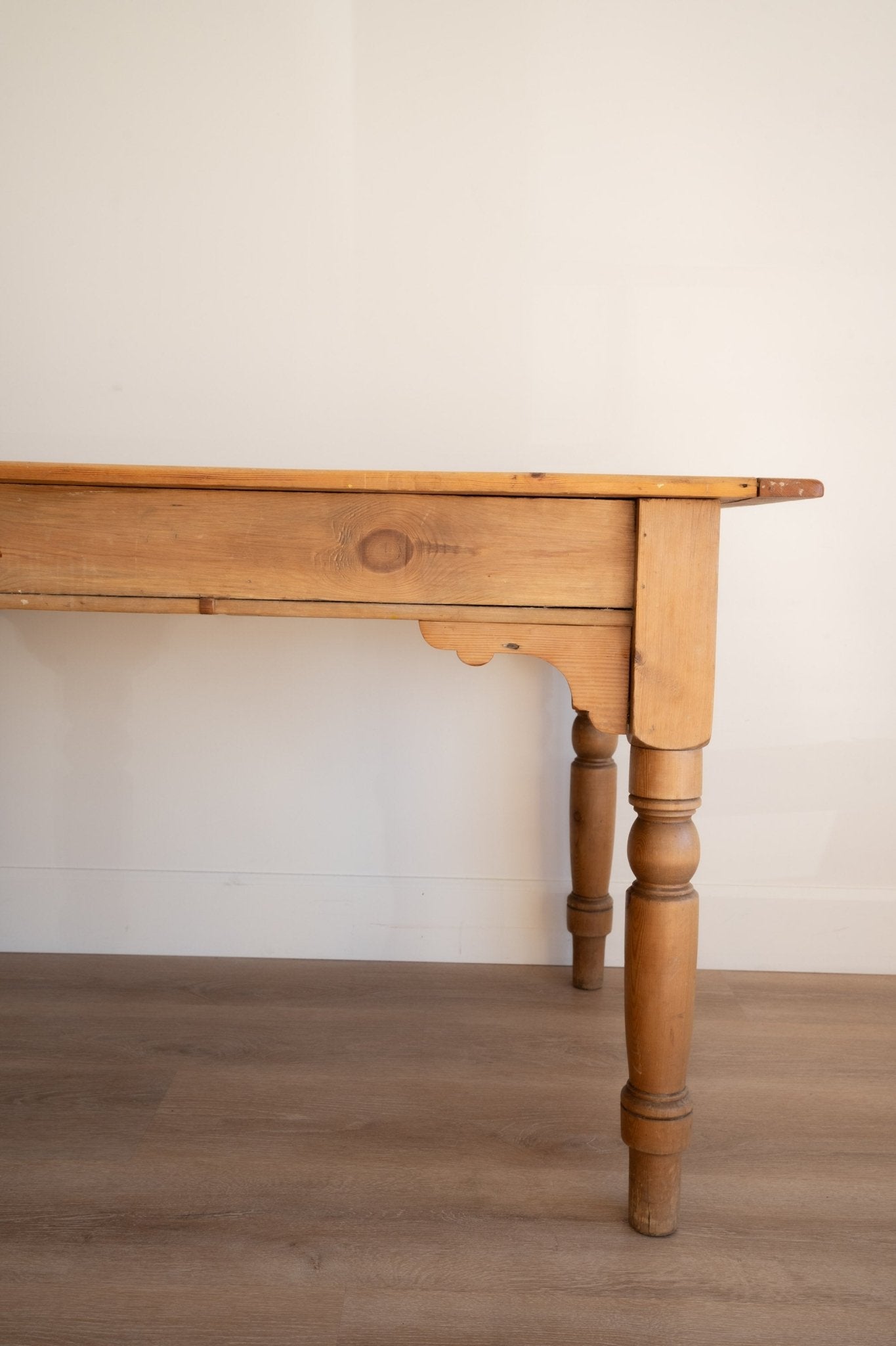 Pine Table, Scalloped Detailing - IDYLL MANOR