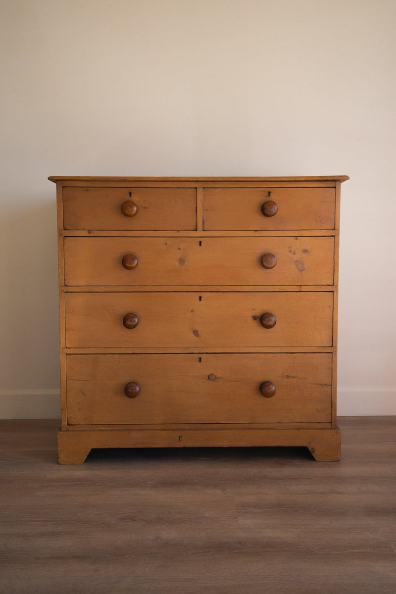 Light Pine Chest of Drawers with Dark Knobs - IDYLL MANOR