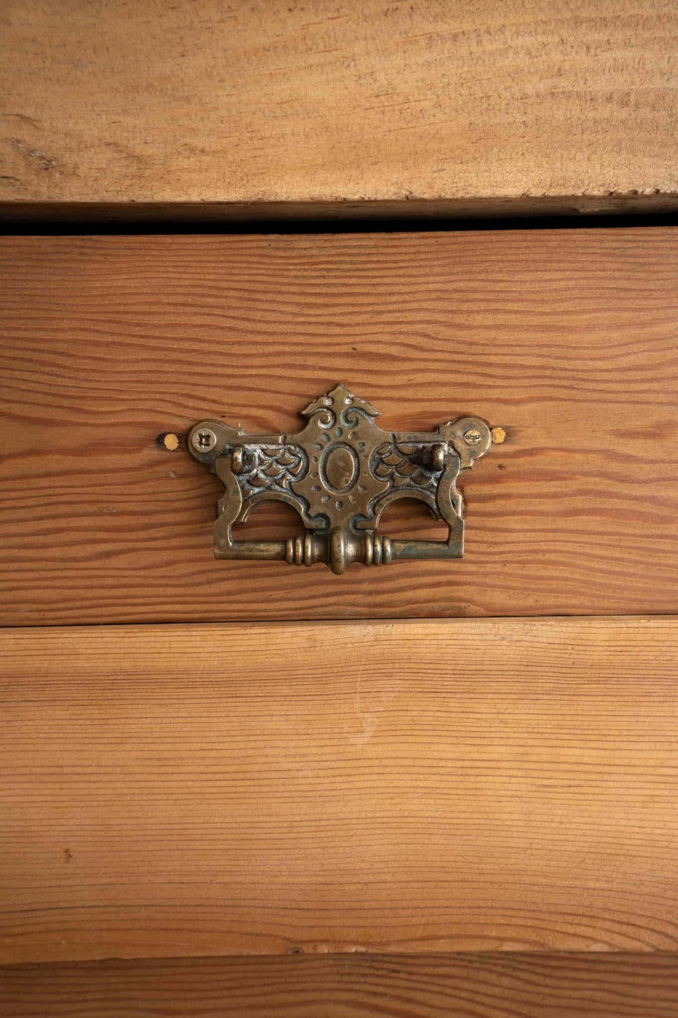 Victorian Pine Tall Boy 4 Drawers - IDYLL MANOR