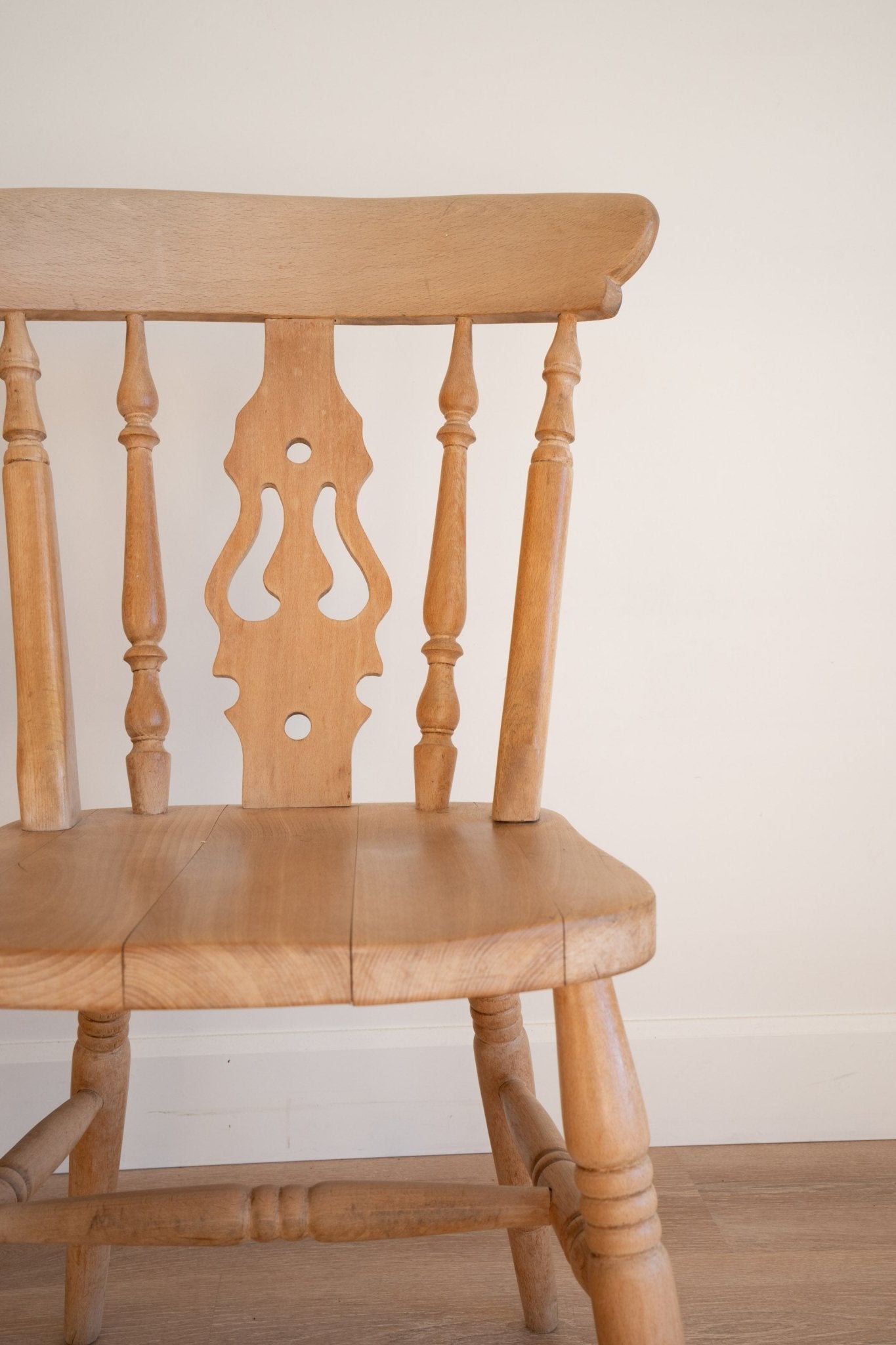 Set of 4 Fiddleback English Dining Chairs - IDYLL MANOR