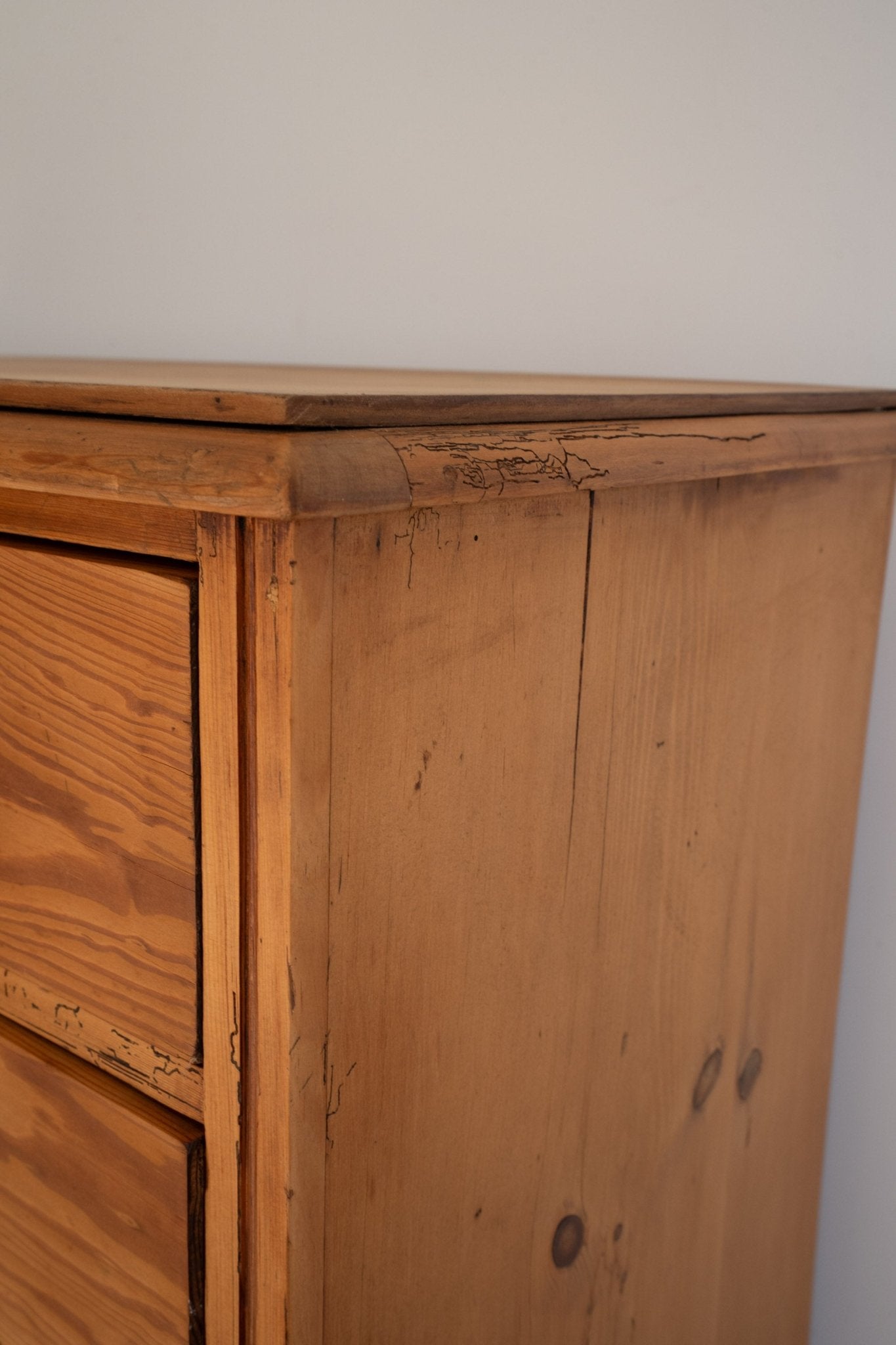 Espresso Chest of Drawers - IDYLL MANOR