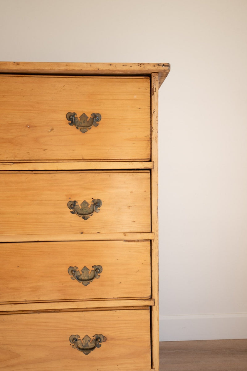 Tall Chest of Drawers, 5 Brass Handles - IDYLL MANOR