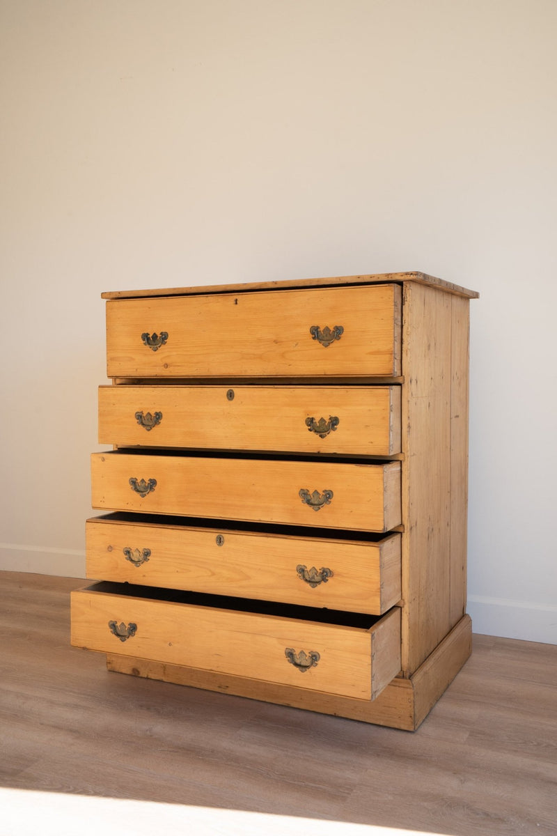 Tall Chest of Drawers, 5 Brass Handles - IDYLL MANOR