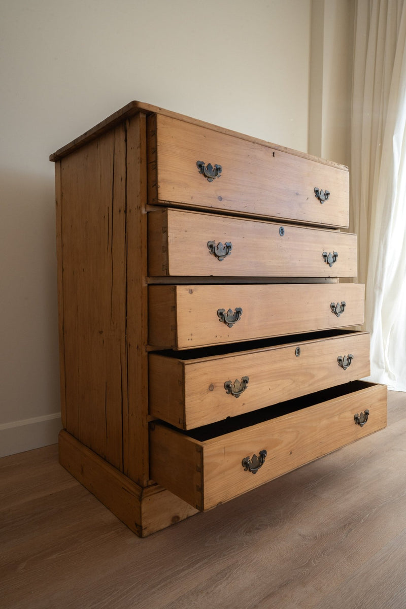 Tall Chest of Drawers, 5 Brass Handles - IDYLL MANOR