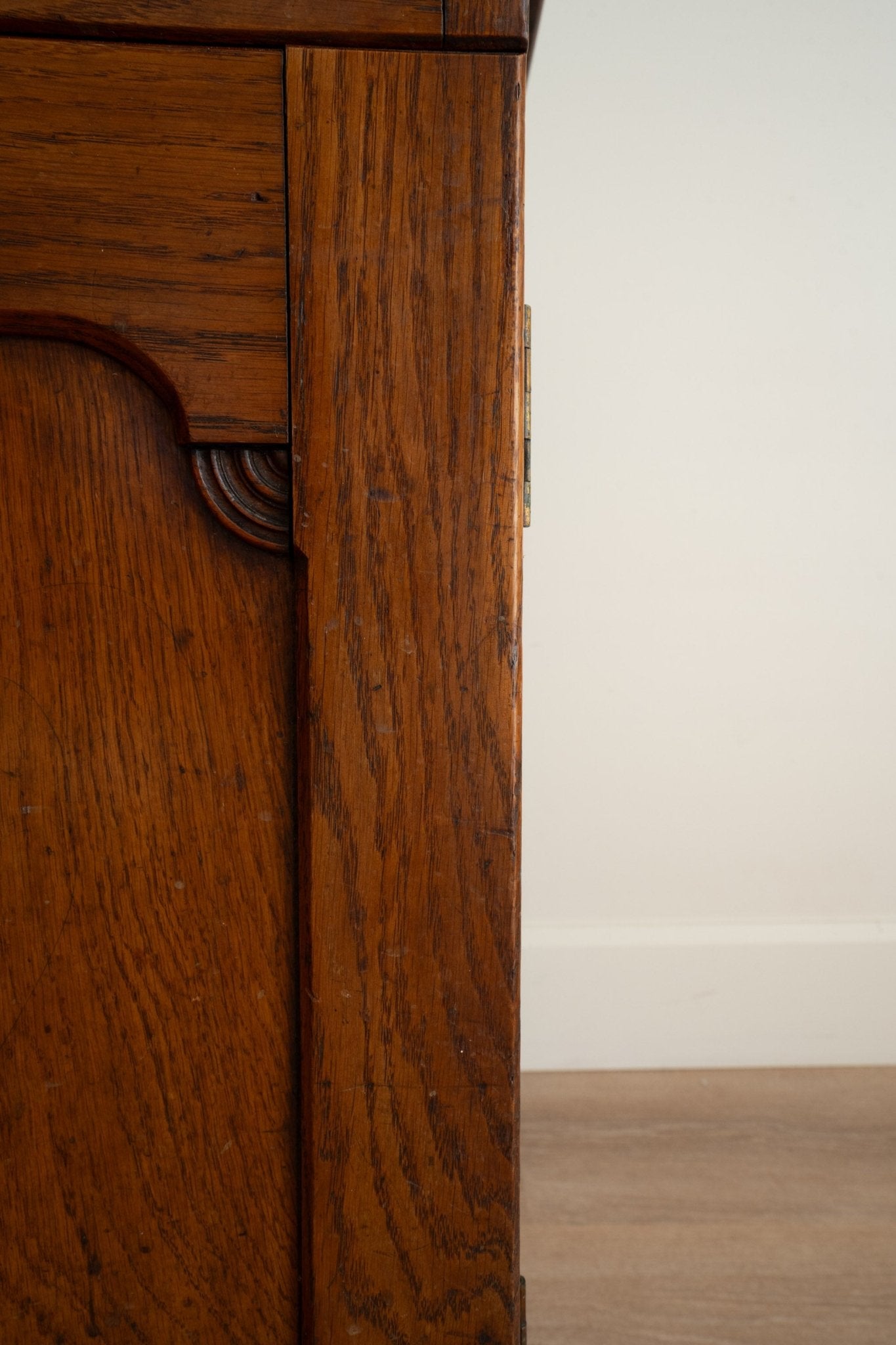 Antique English Desk, Vanity, with Black Leather Top - IDYLL MANOR