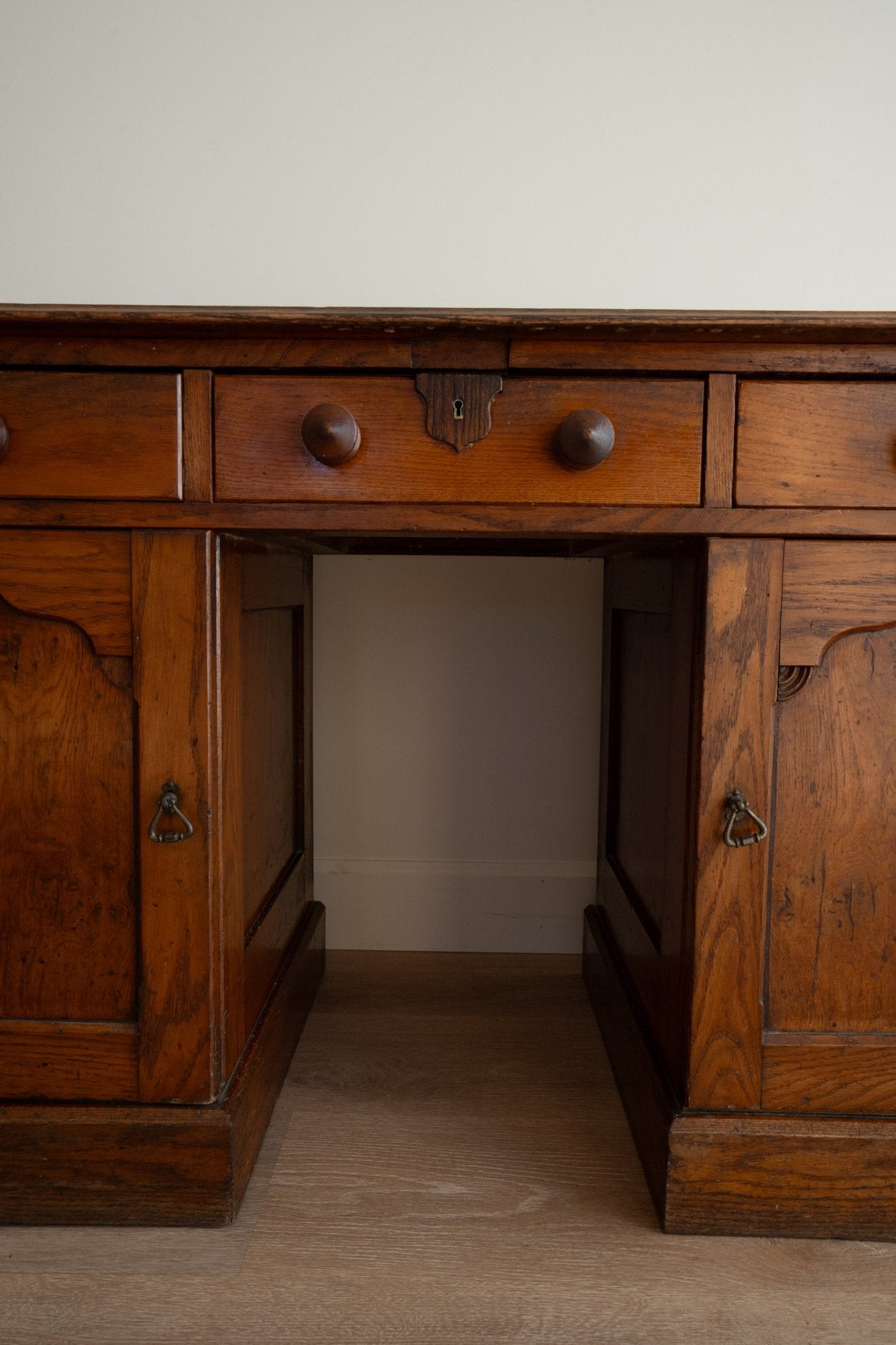Antique English Desk, Vanity, with Black Leather Top - IDYLL MANOR