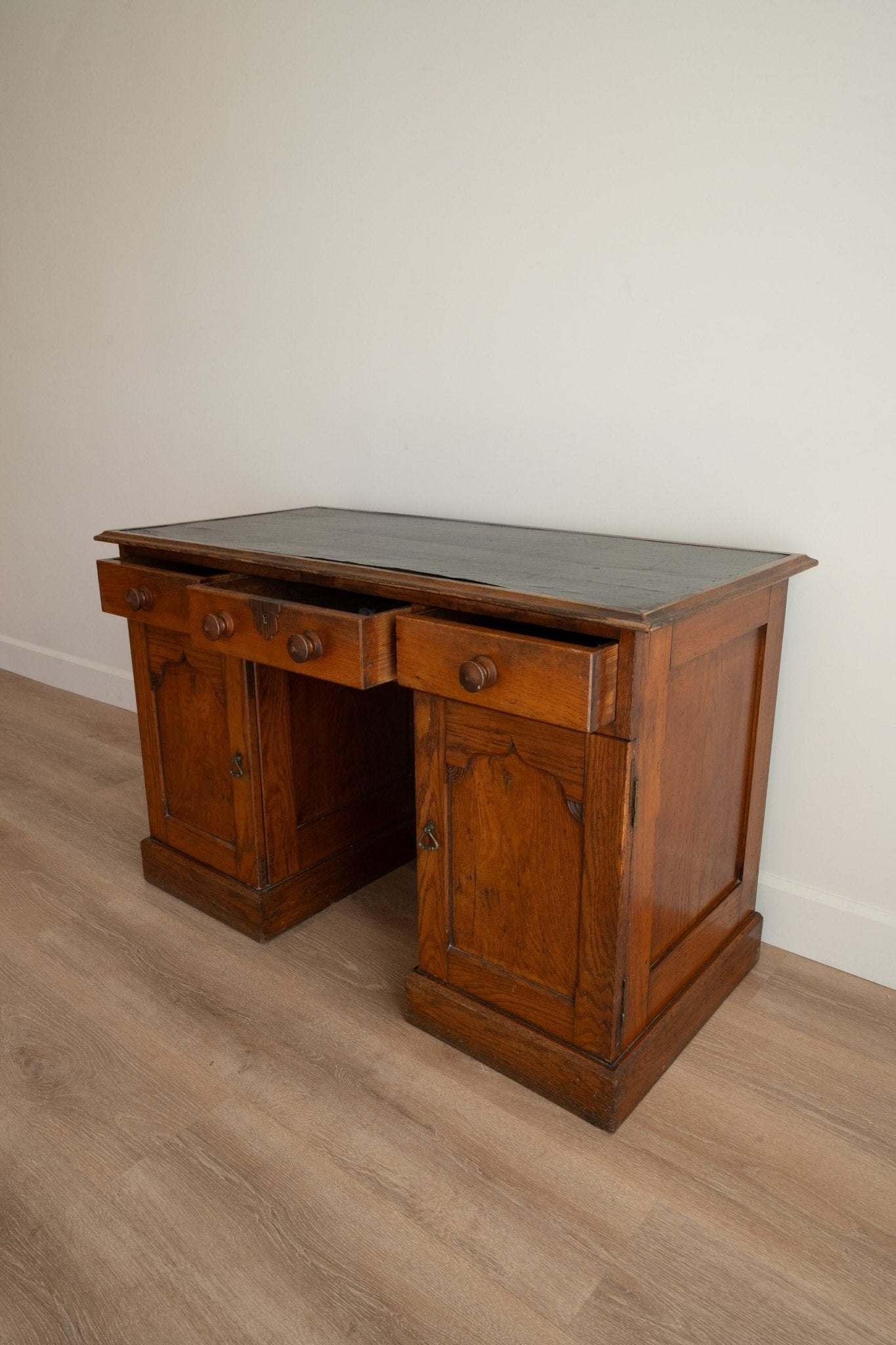 Antique English Desk, Vanity, with Black Leather Top - IDYLL MANOR