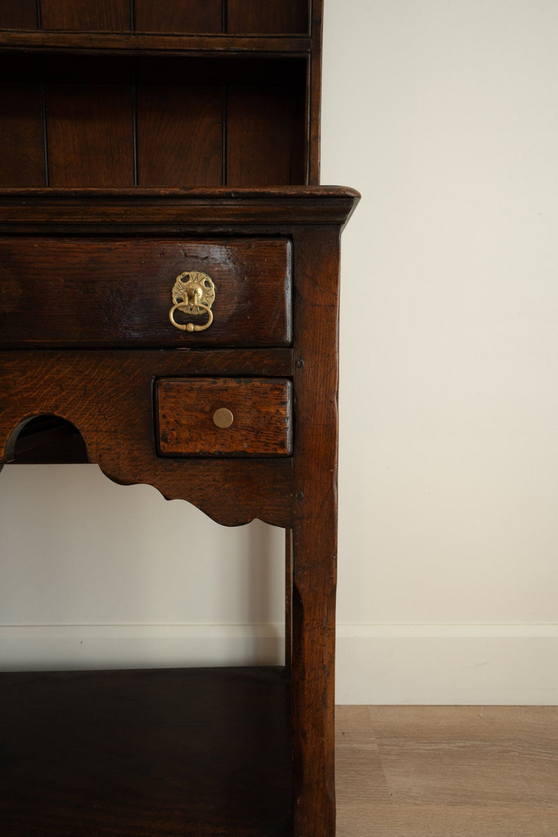 Carved Kitchen Dresser - IDYLL MANOR
