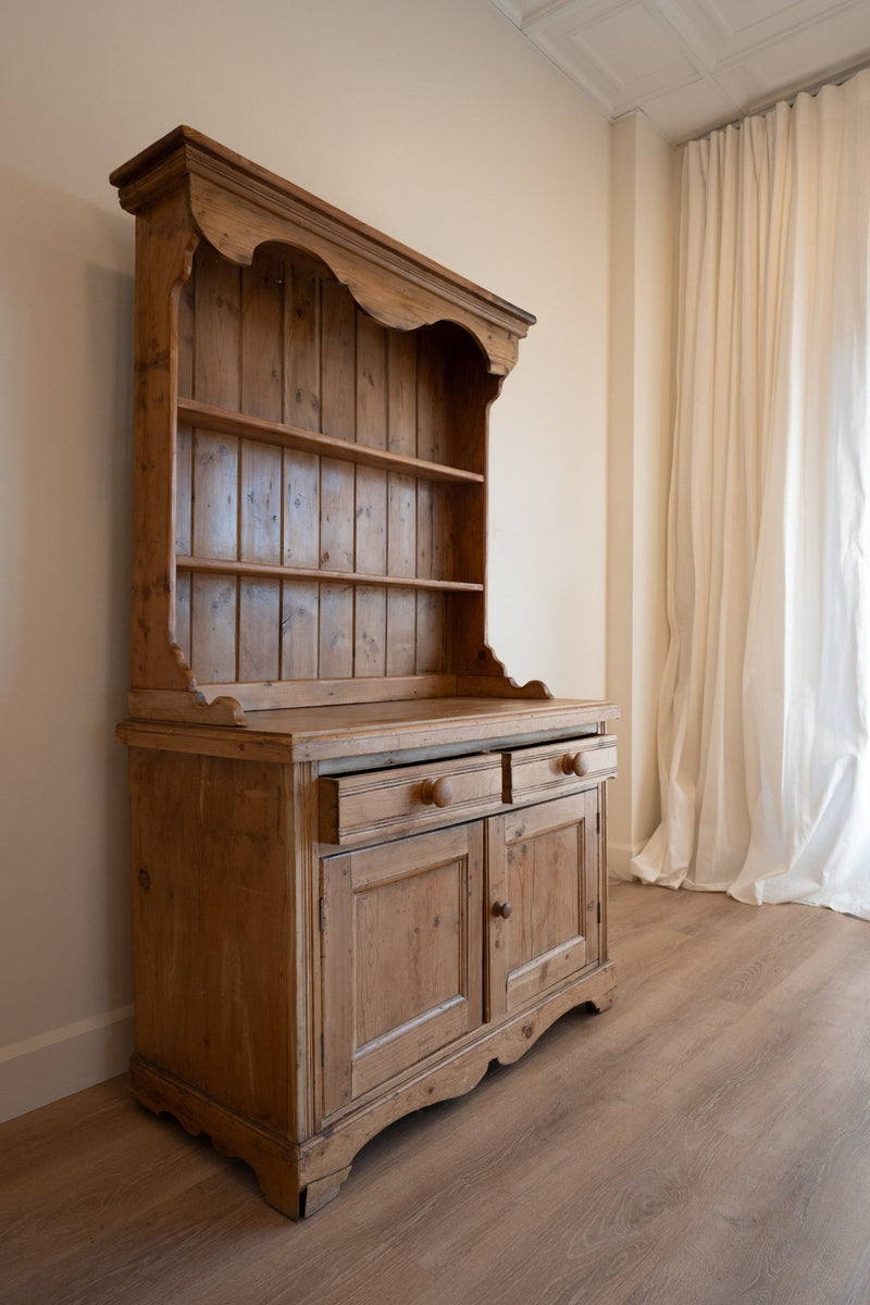 Antique Pine Welsh Dresser - IDYLL MANOR