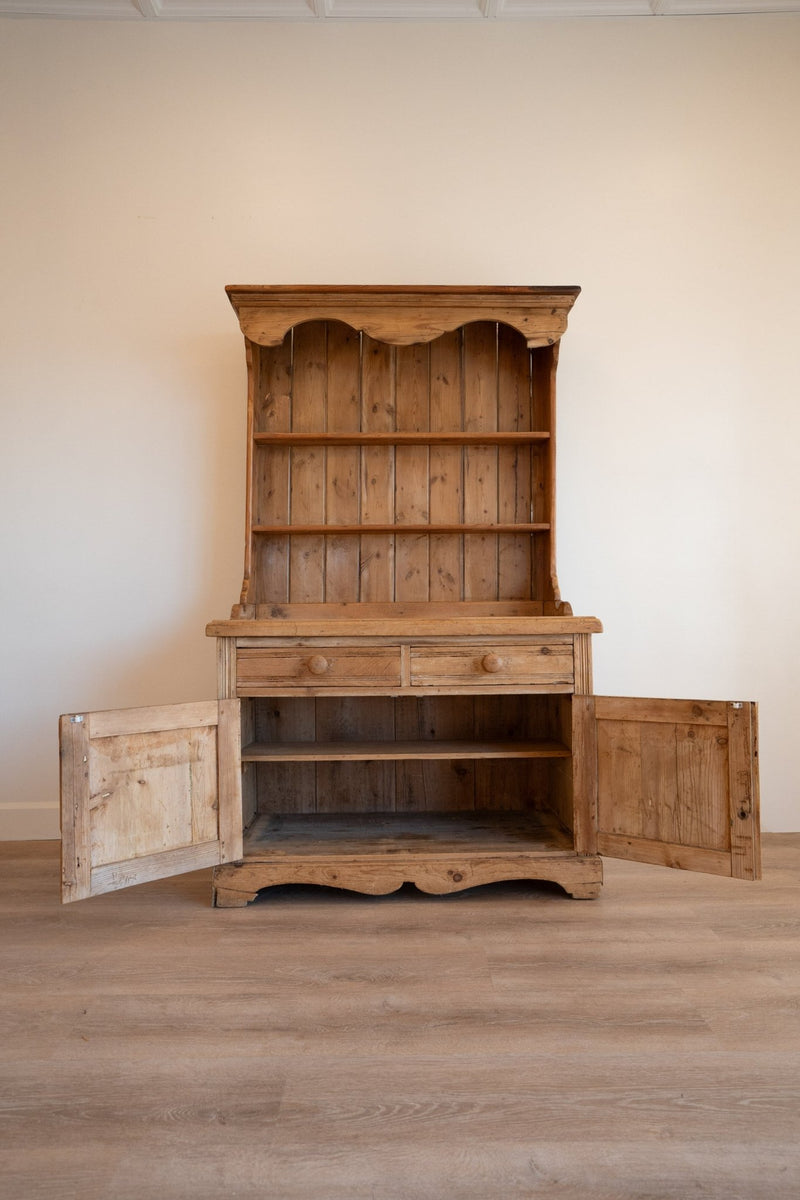 Antique Pine Welsh Dresser - IDYLL MANOR