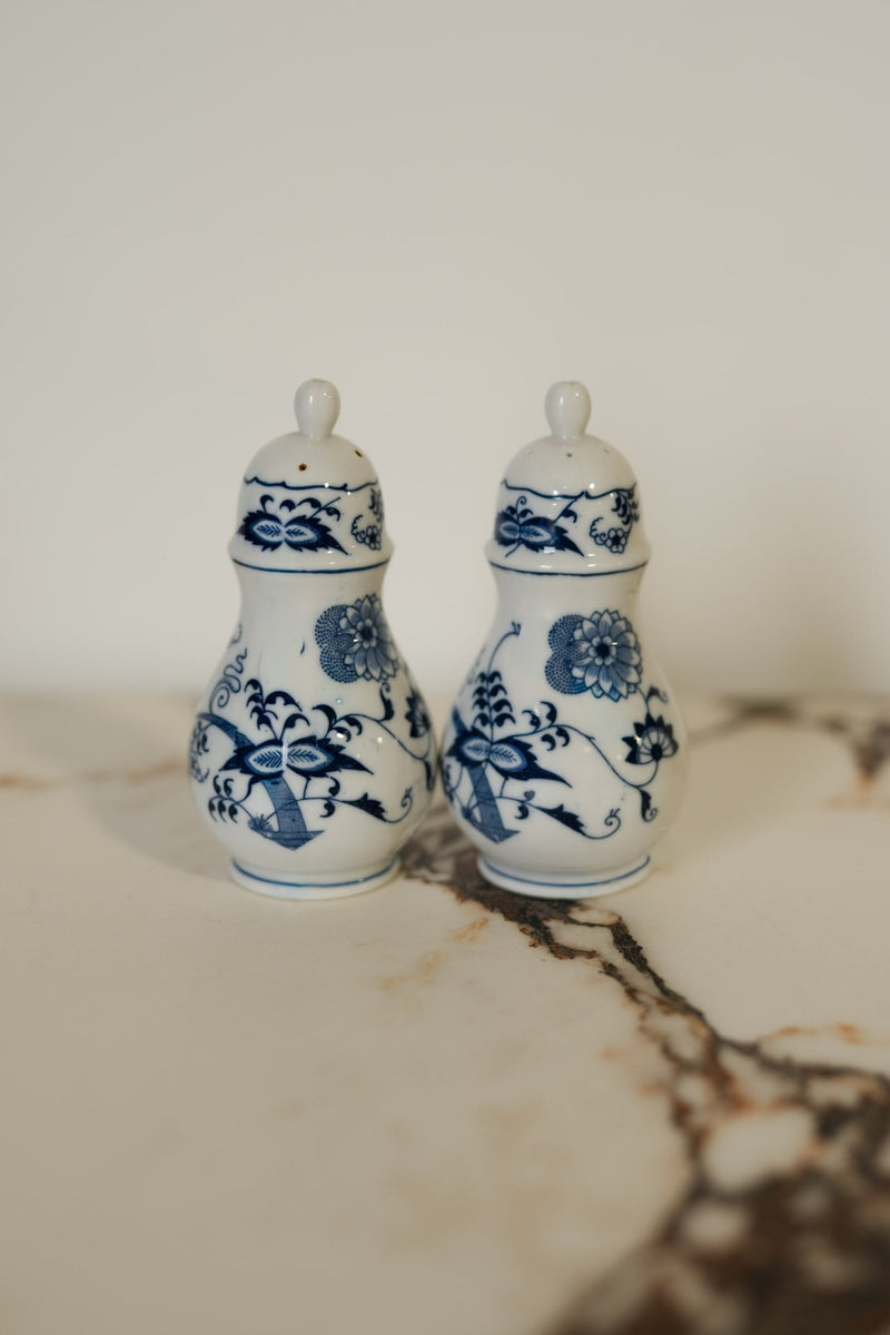 Blue Danube Salt & Pepper Shakers | Vintage Japanese Set (Blue Onion Inspired) - IDYLL MANOR