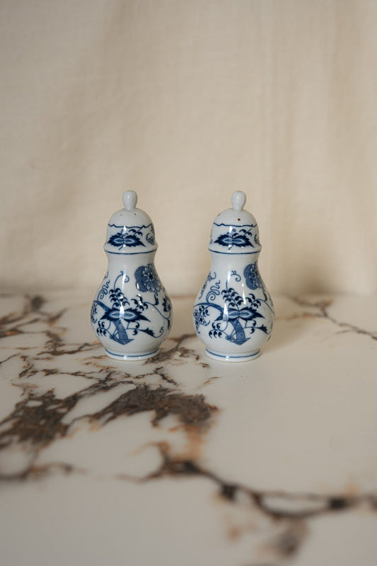 Blue Danube Salt & Pepper Shakers | Vintage Japanese Set (Blue Onion Inspired) - IDYLL MANOR
