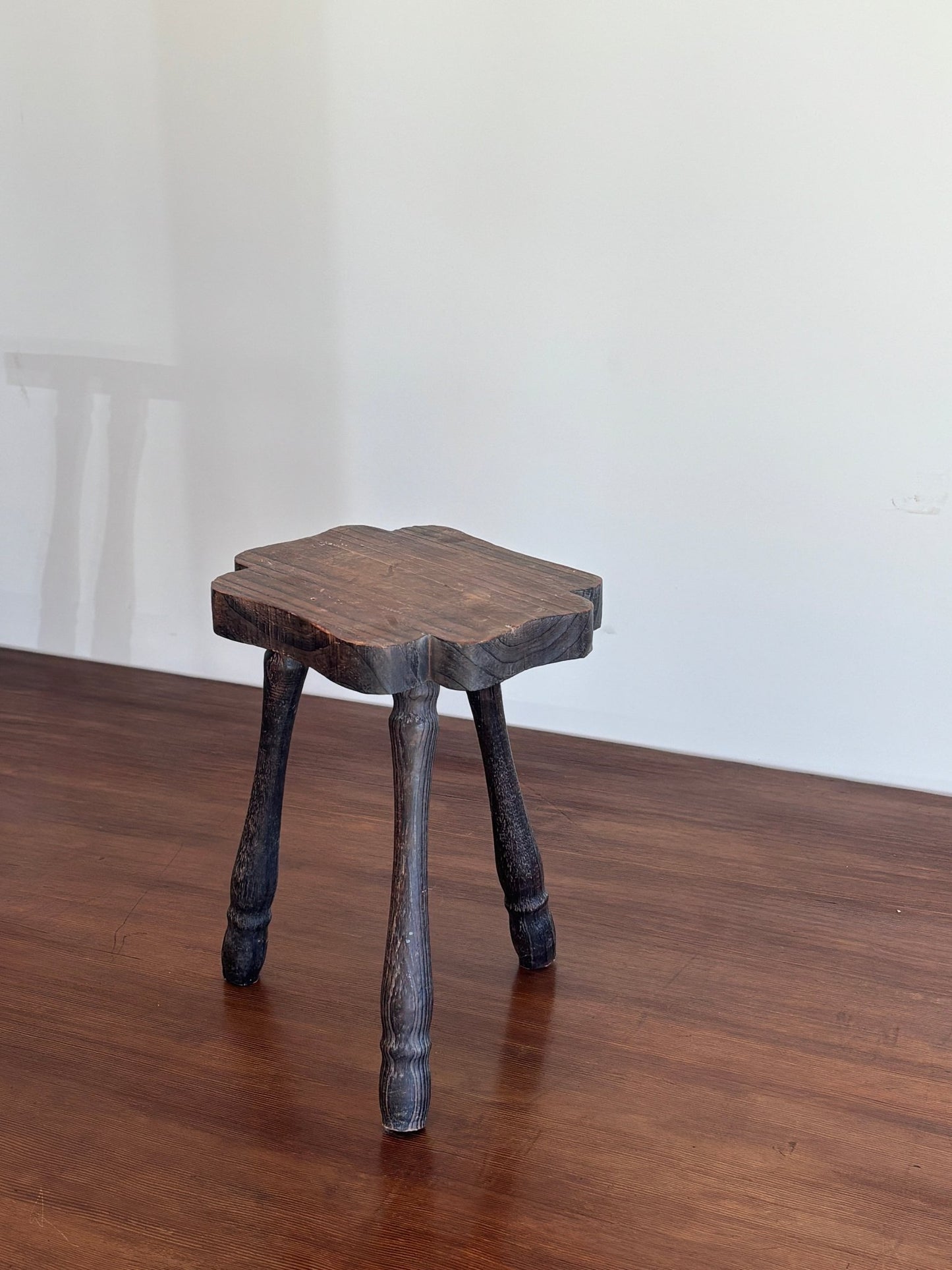 French Stools - IDYLL MANOR