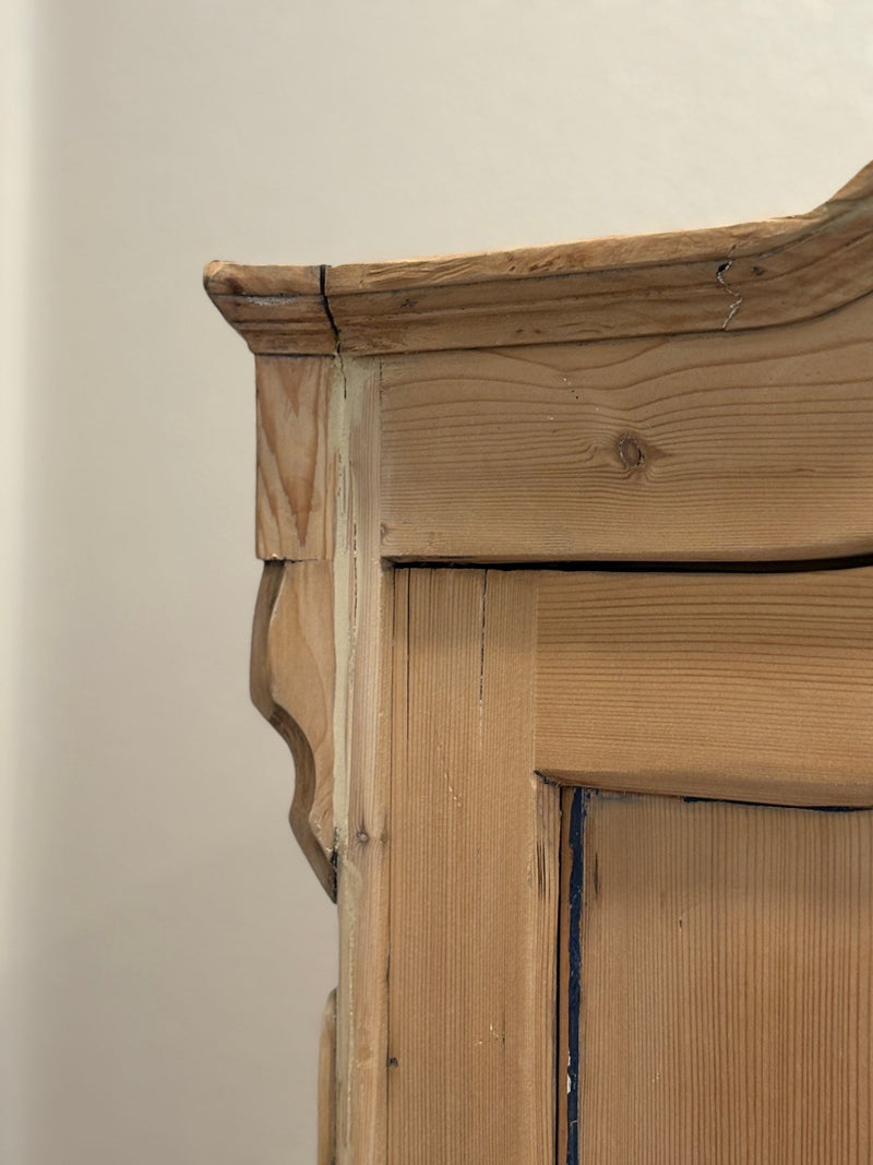 Double Doored Wardrobe - IDYLL MANOR