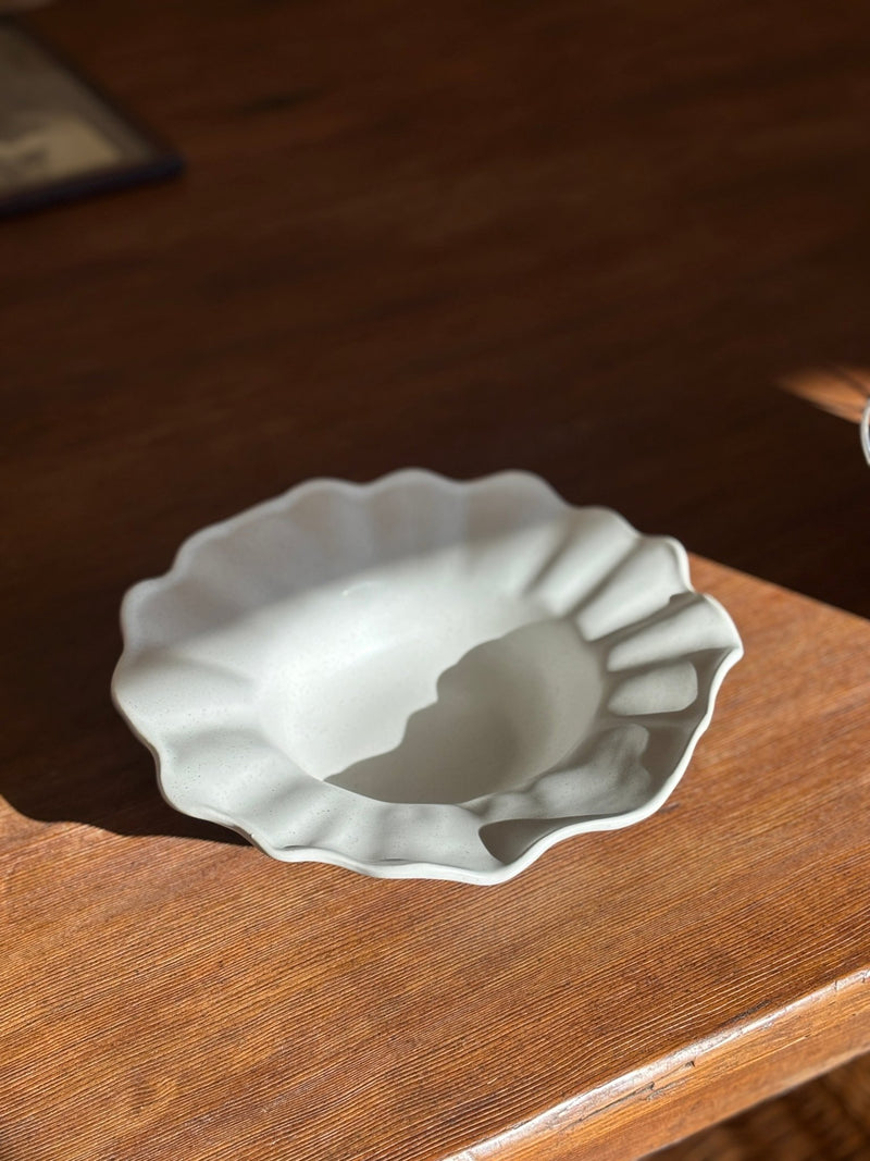 Classic Wavy Bowl - IDYLL MANOR