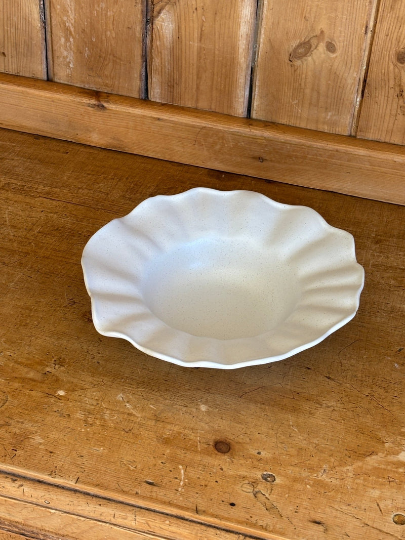 Classic Wavy Bowl - IDYLL MANOR