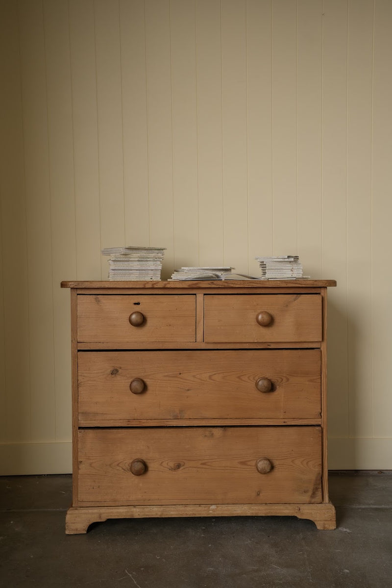 Pine Chest of Drawers with Plinth Base | Four-Drawer Cottage Dresser