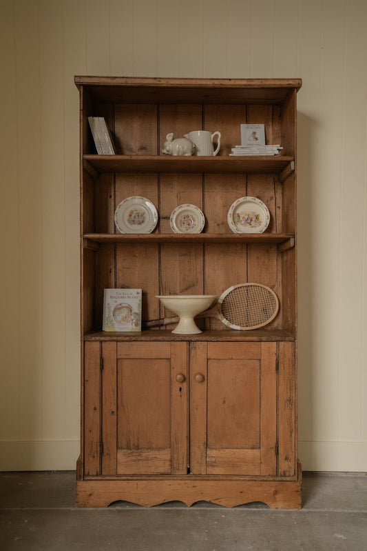English Cottage Bookcase | Wooden Shelving Cabinet with Scalloped Base - IDYLL MANOR