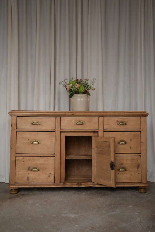 Cottage Sideboard - IDYLL MANOR
