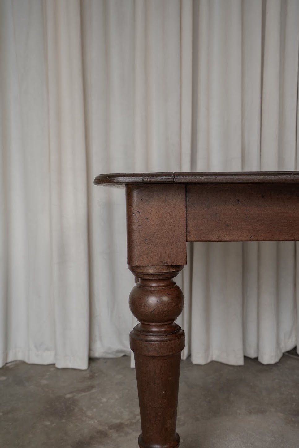 Antique Dark Oak Dining Table with Sculptural Legs - IDYLL MANOR