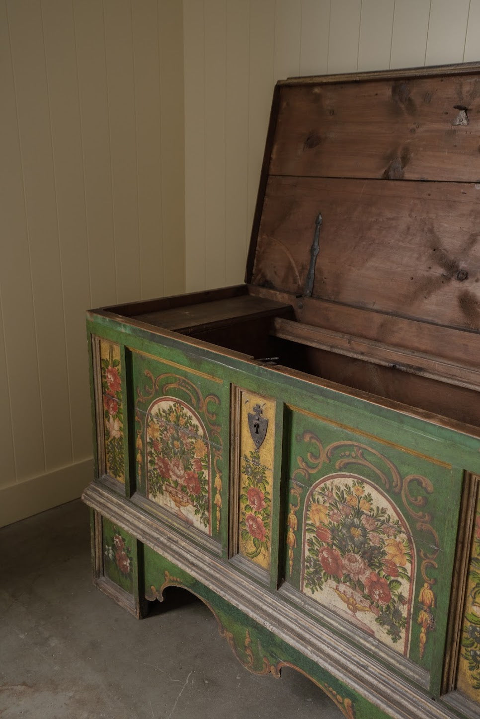 Antique German Alpine Hand-Painted Trunk