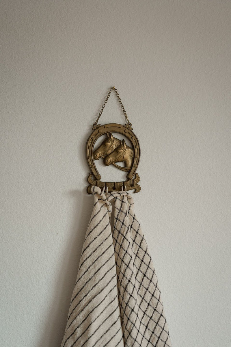 Brass Horseshoe Key Holder - IDYLL MANOR