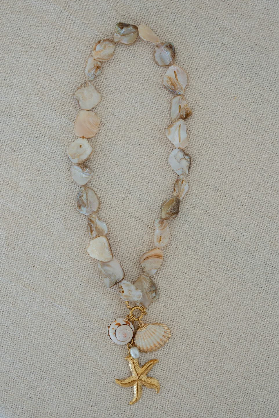 Seaside Shell Necklace | Statement Necklace - IDYLL MANOR