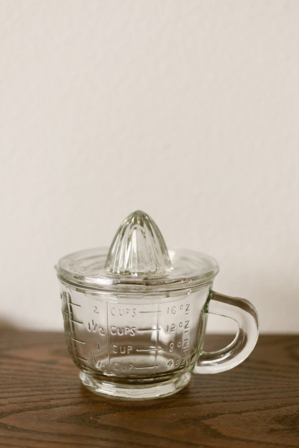 Glass Measuring Jug and Citrus Juicer