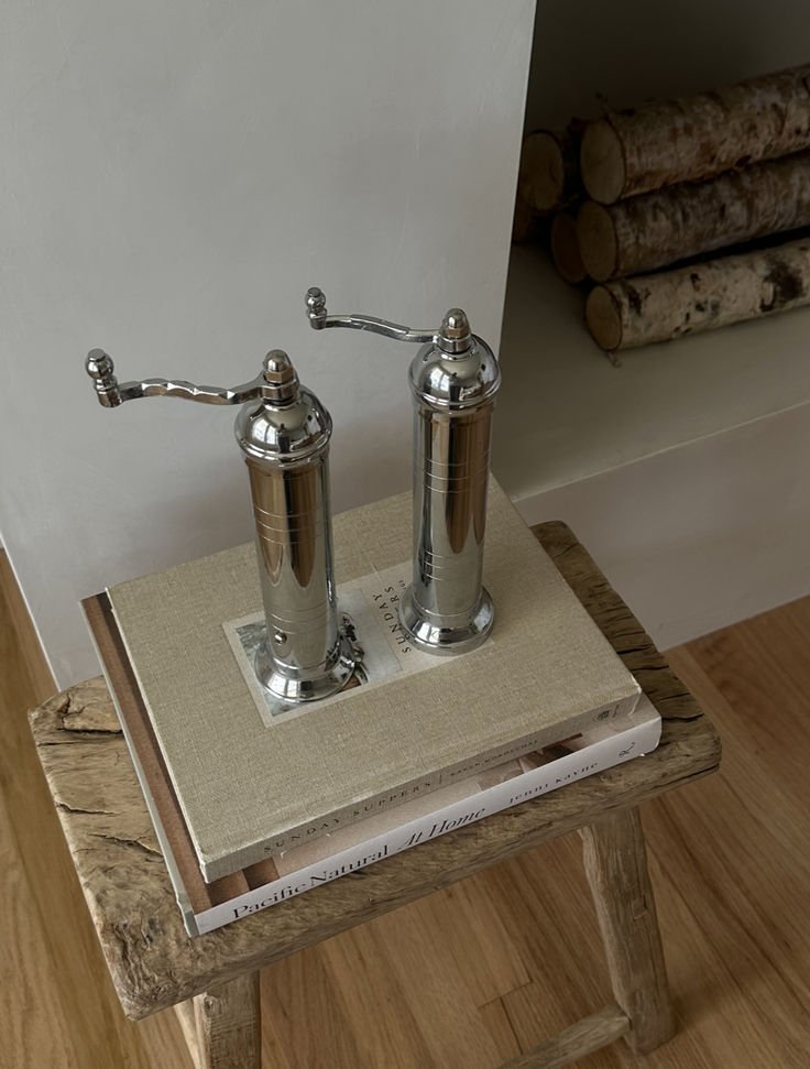 Chrome Salt + Pepper Grinders - IDYLL MANOR