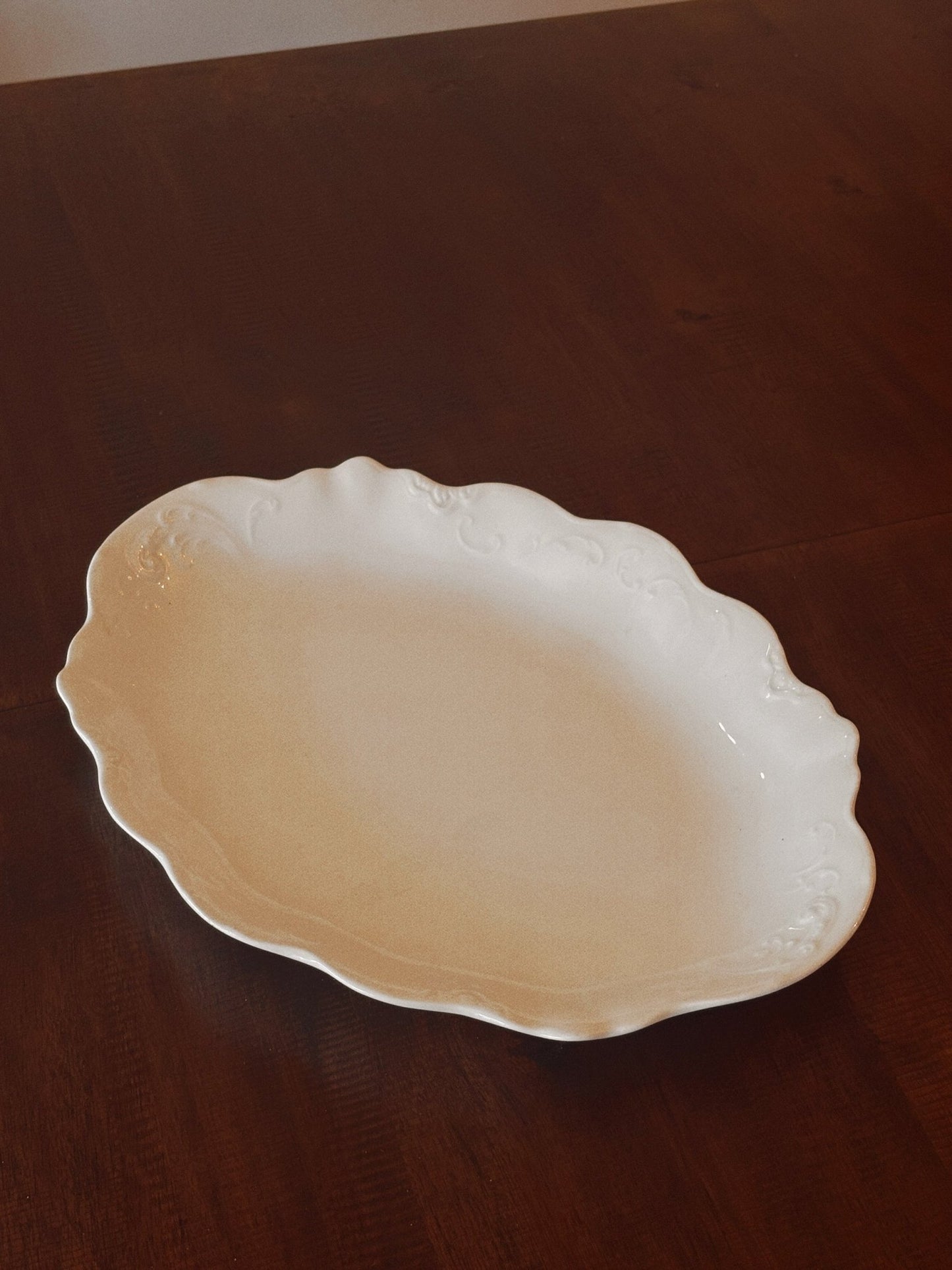 England White Serving Platter - IDYLL MANOR